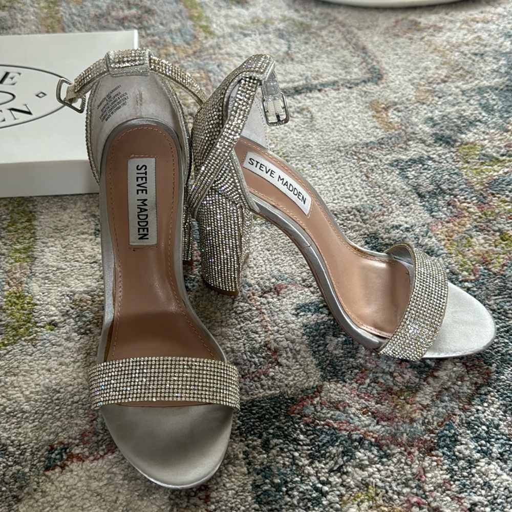 Steve madden heel! Worn once!